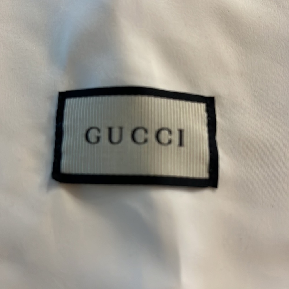 Gucci dust bag pre-owned a few stains - Picture 7 of 12